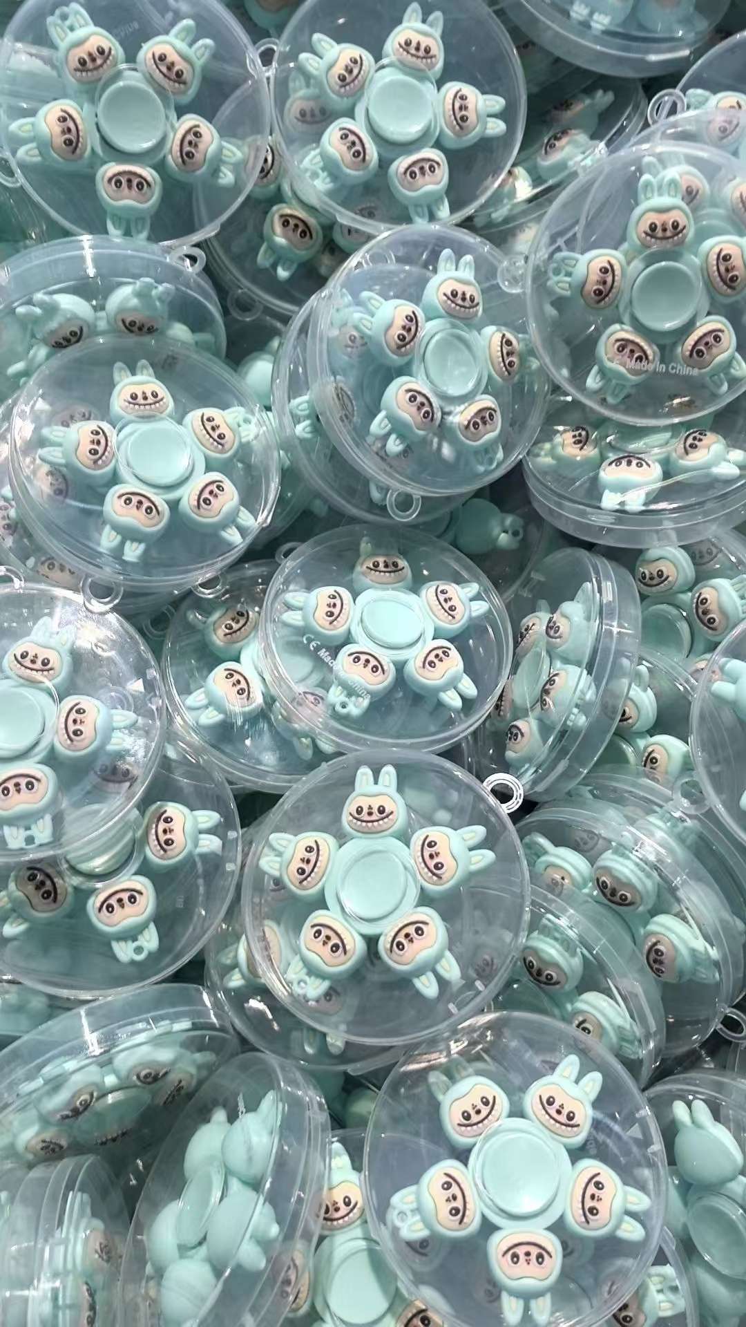 新款指尖陀螺卡皮巴拉转转解压创意手指玩具详情图5