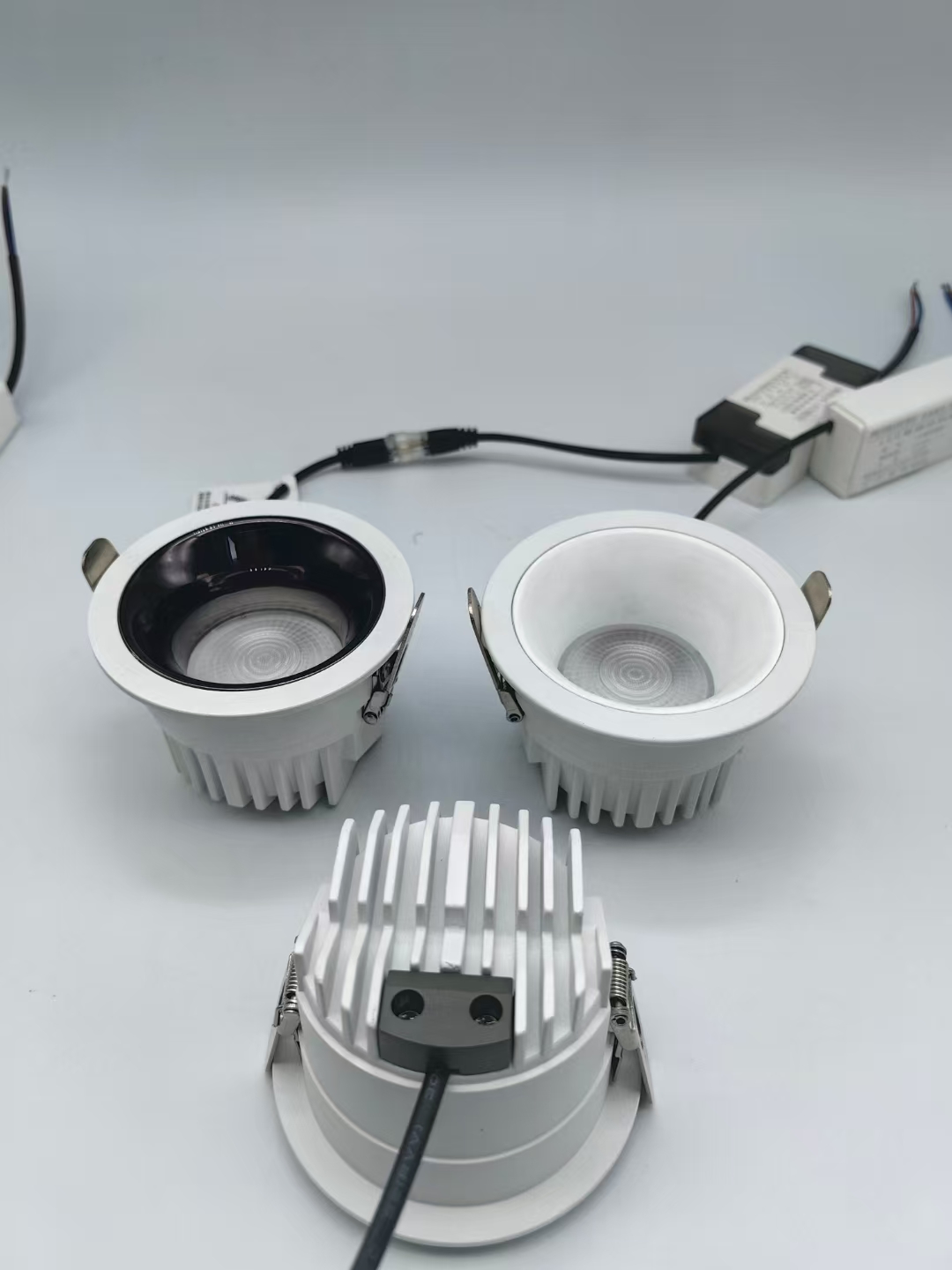 LED灯 高光效筒灯+深防炫筒射灯室内装修详情2