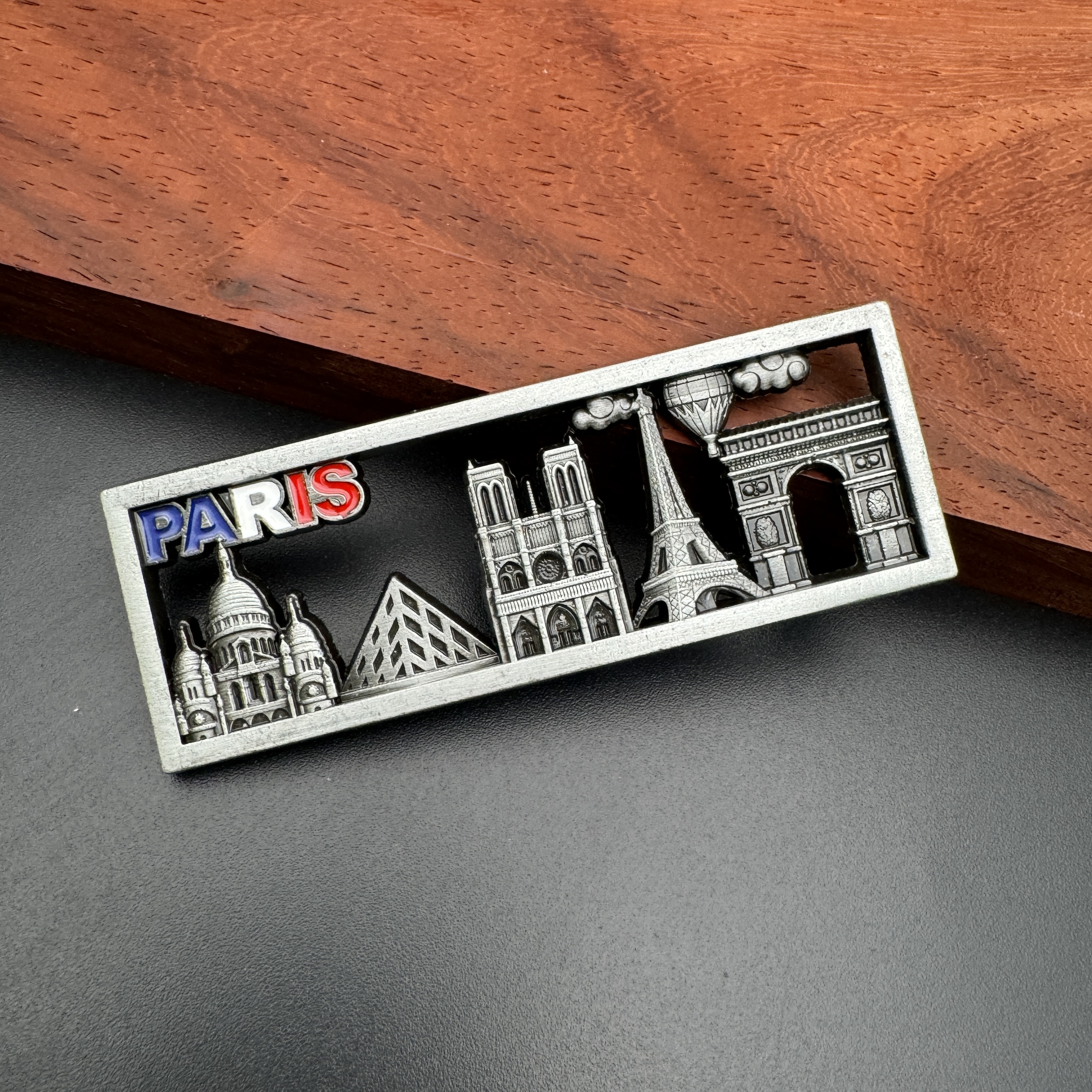 现货厂家直销欧洲旅游纪念品 家居装饰品 法国巴黎铁塔 巴黎圣母院 磁吸冰箱贴