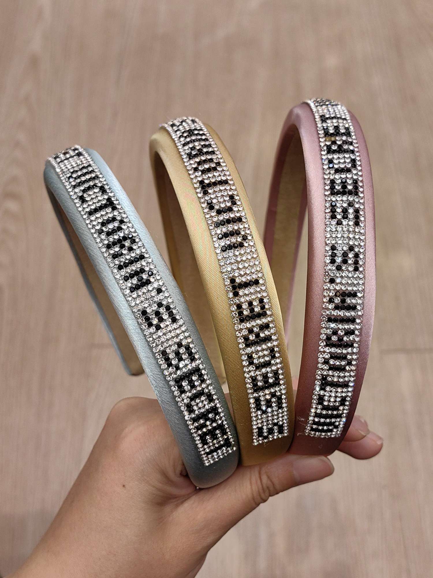 欧美时尚钻发箍头饰 简约皮质发箍 精美钻造型发饰 百搭高级头箍详情图2