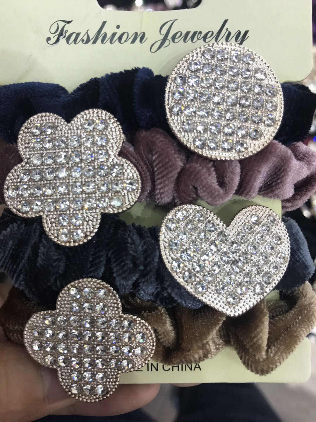 韩版简约大肠发圈头绳 百搭发饰头饰 女士时尚发圈饰品发圈饰品头绳大肠发圈大肠圈韩版简约大肠发圈头绳 百搭发饰头饰 女士时