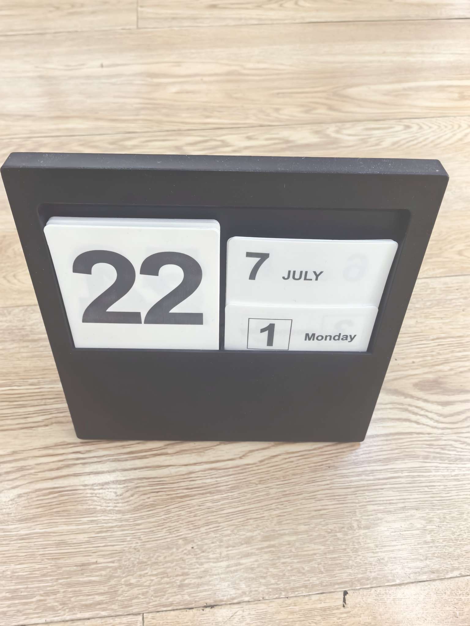 折扇/折叠扇/竹盒/摆摊/漆扇产品图