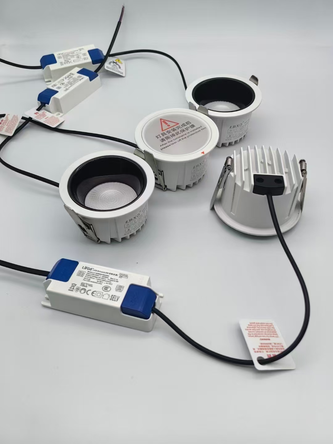 KYSUN电池/筒灯/感应射灯/PINLIGHT/小汽车蓄电池应急电源细节图