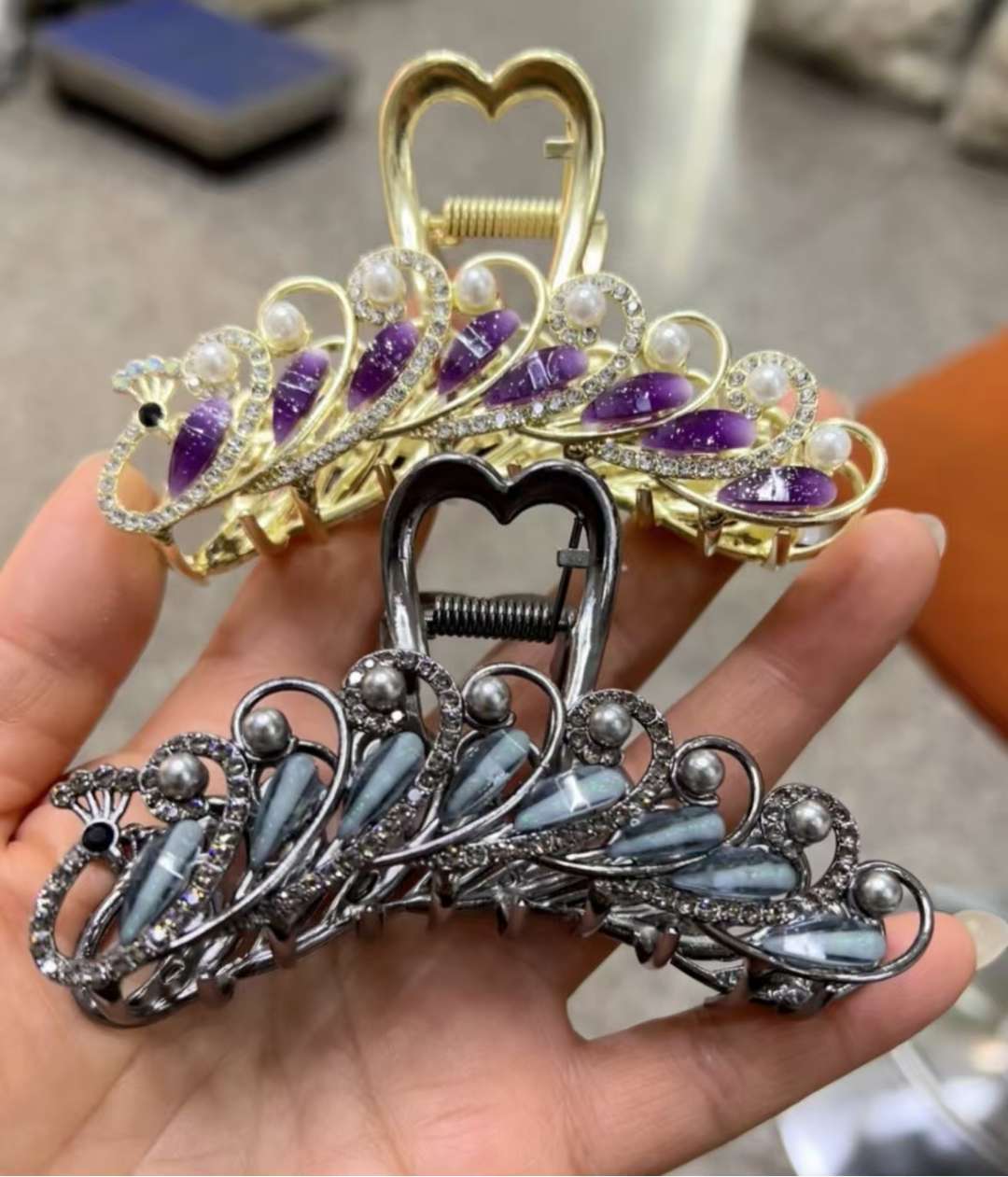 Acrylic alloy gripper hair accessory headwear, simple and fashionable hair clip accessory, versatile style clip, stable and won't damage hair detail image 4