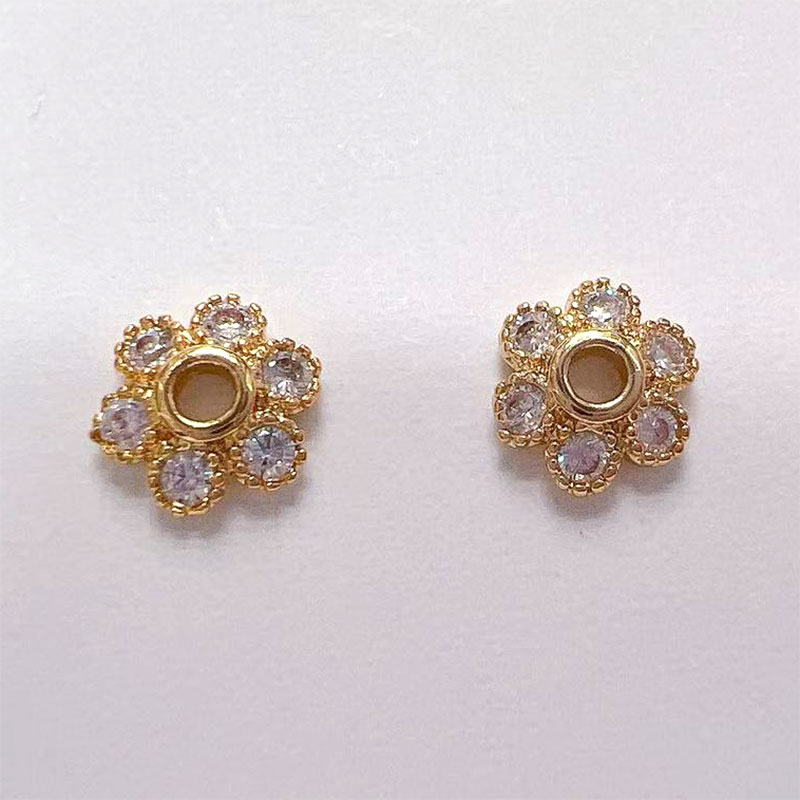 Color-preserving copper gold-plated flower stand, micro-inlaid zircon flower hat, diy hand necklace, beading material, snowflake separator Specification image
