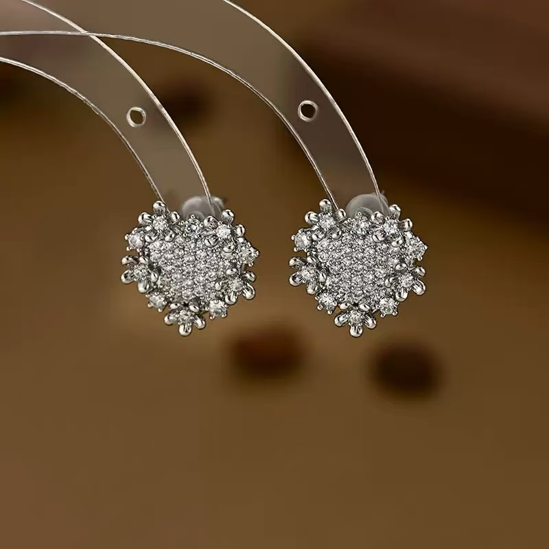 梦之涵饰品时尚爆款网络欧美出口铜镶镐 精美时尚真金电镀耳环耳饰饰品产品图