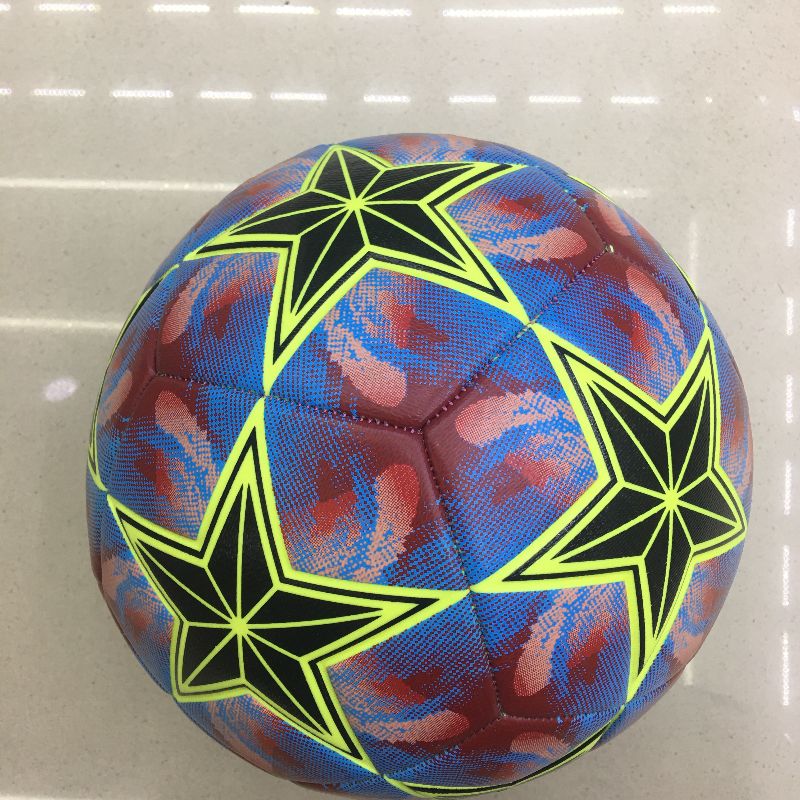 足球/足球运动员玩偶/Football/各式球类/手腕弹力球白底实物图