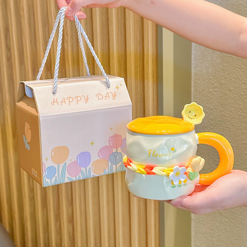 High appearance level ceramic mug gift box set for girls with cup LIDS. Selected birthday gifts for best friends. Cute tulip flower cups. Practical and durable water cups with stand LIDS. Office mugs