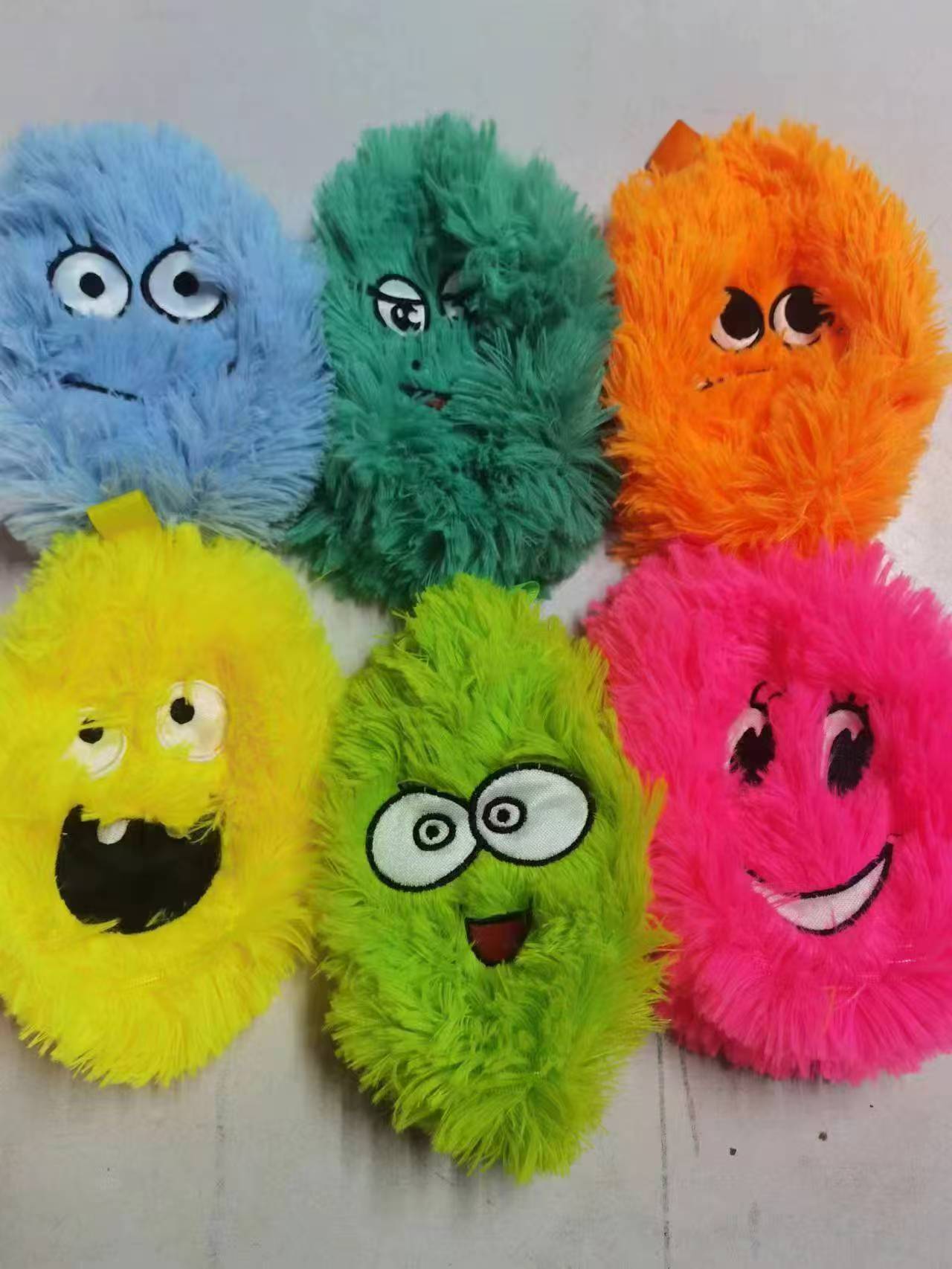 出厂毛绒球毛绒笑脸球表情球充气高弹丑萌加厚大号拍拍球混装