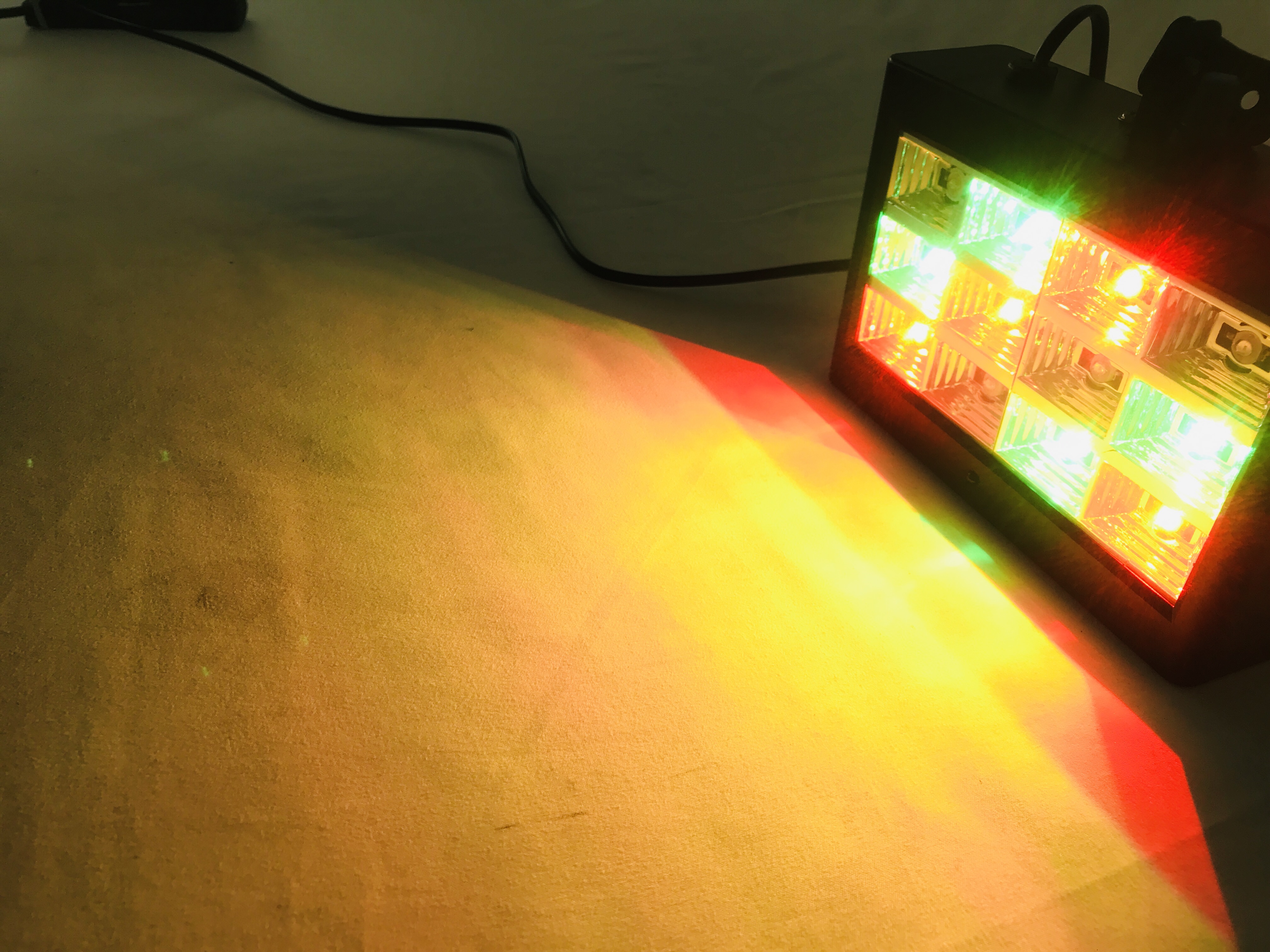 Stage lighting, led stroboscopic lights, 12 grille sound-controlled lights, bar mini ktv private room lights, bar dyeing lights Item Picture
