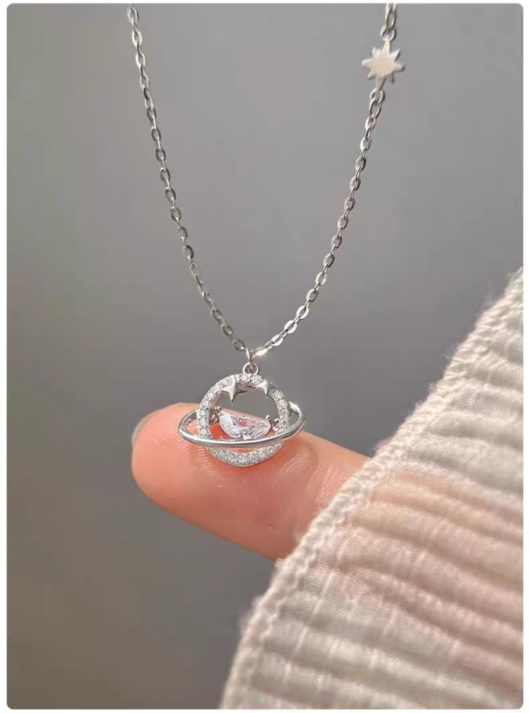 S925纯银星球项链轻奢小众高级感锁骨链2025年新款生日礼物配饰女微镶锆石吊坠配件微镶锆石吊坠配件微镶锆石吊坠配件详情图4