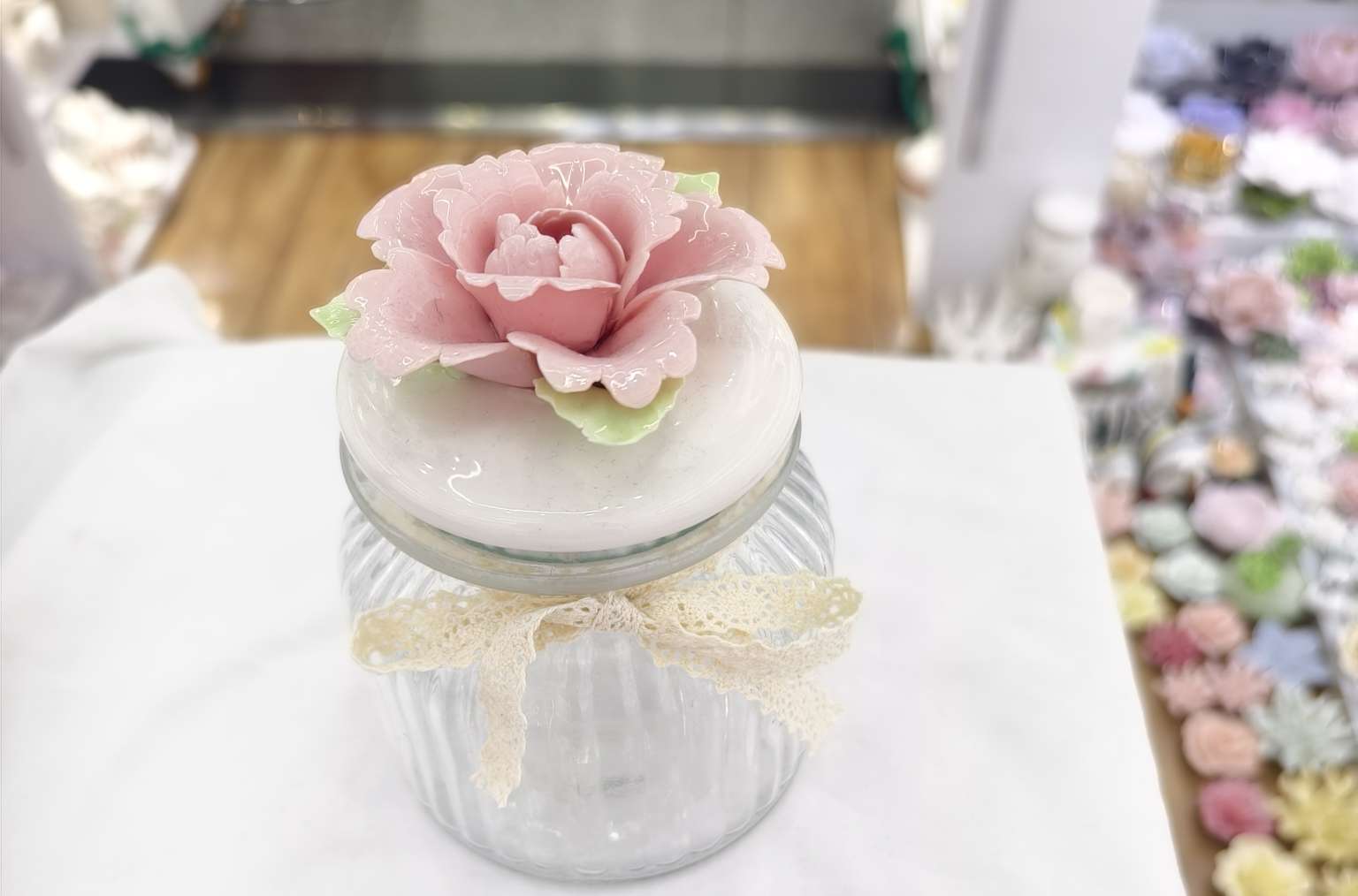 陶瓷工艺品实物图