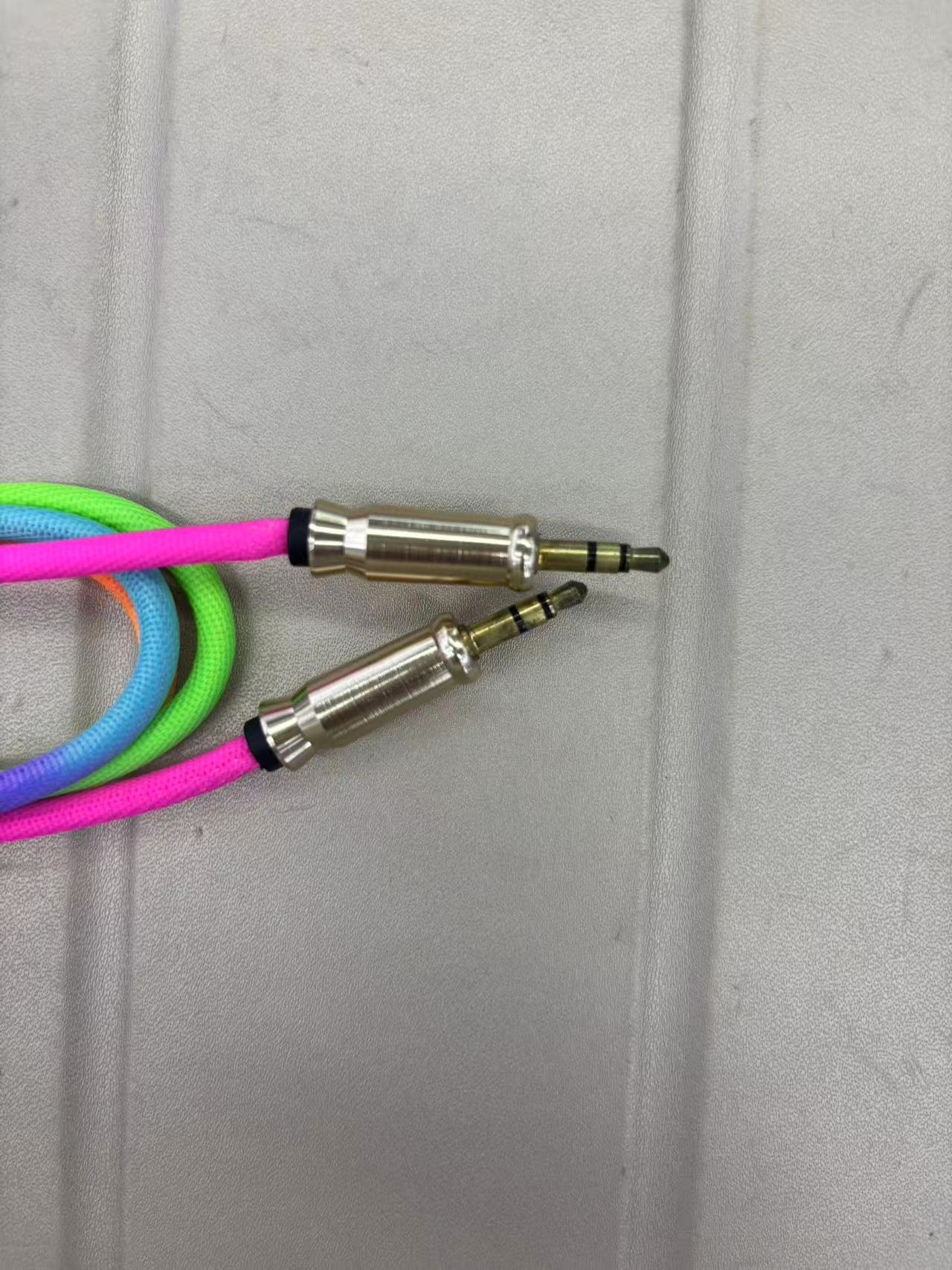 Nylon braided digital audio cable, 3.5 audio cable, computer speaker, headphones, car audio cable details Picture