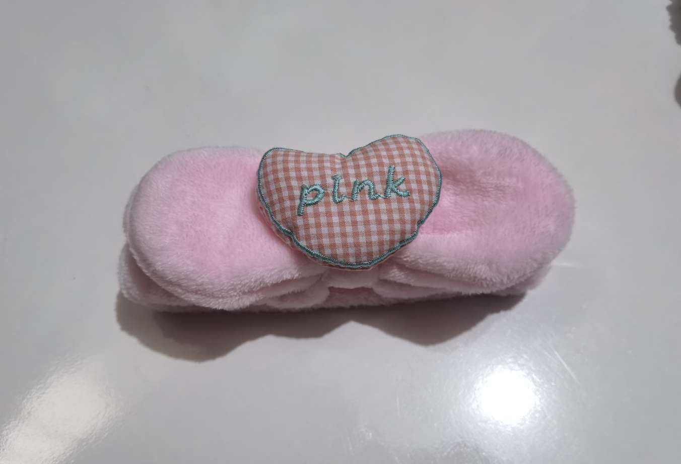 Pink heart-shaped plush, cute and beautiful flannel pink hair band, Korean-style trendy elastic hair band