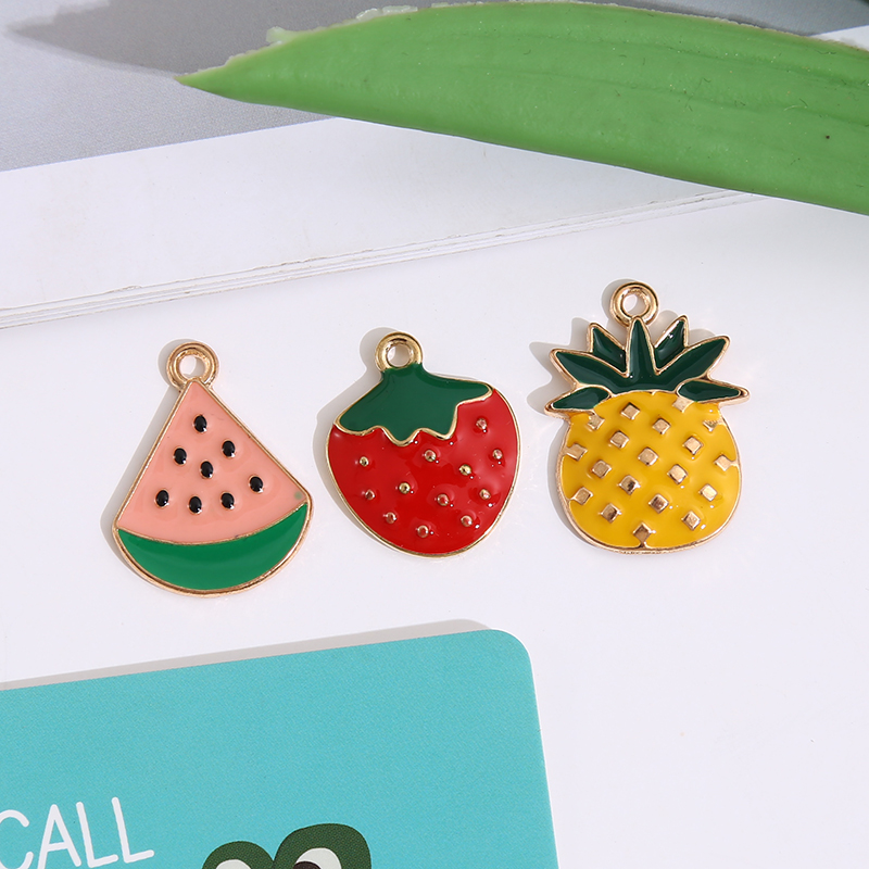 Unique design of sand gold zinc alloy jewelry accessories, fruit alloy decoration, DIY handcrafted material sand gold jewelry accessories Application Scenario