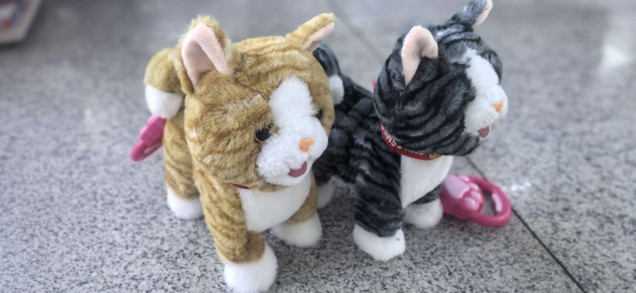 儿童毛绒玩具复读学说话舔舌头电动玩具会唱歌摆尾的仿真电子小狗细节图