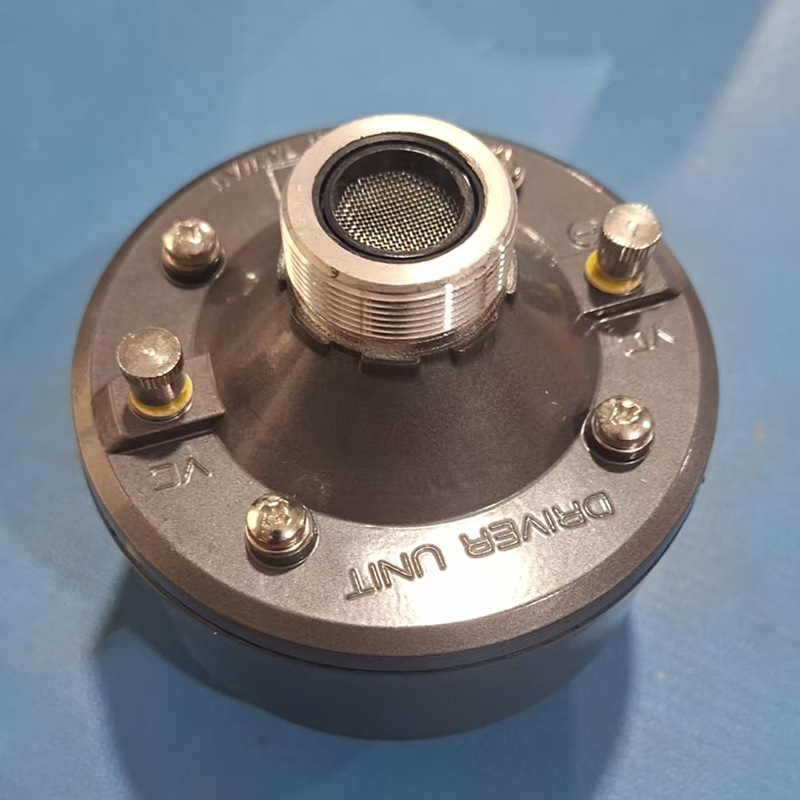 High-pitched driver head with transformer, public address speaker, high-pitched speaker driver head full figure
