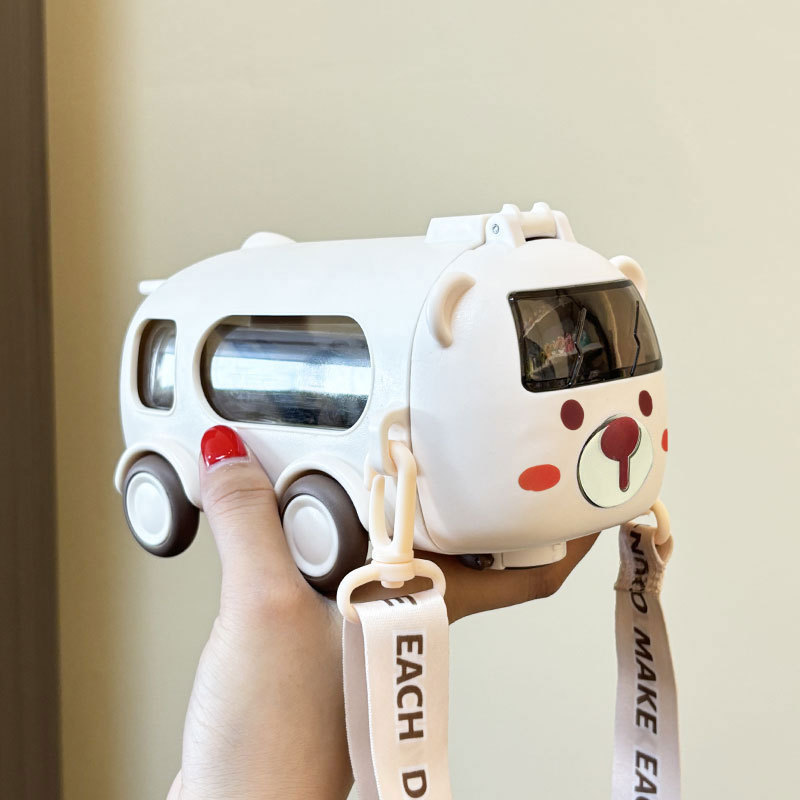 Children's high appearance level cartoon baby bus water cup Straw cup Specification image