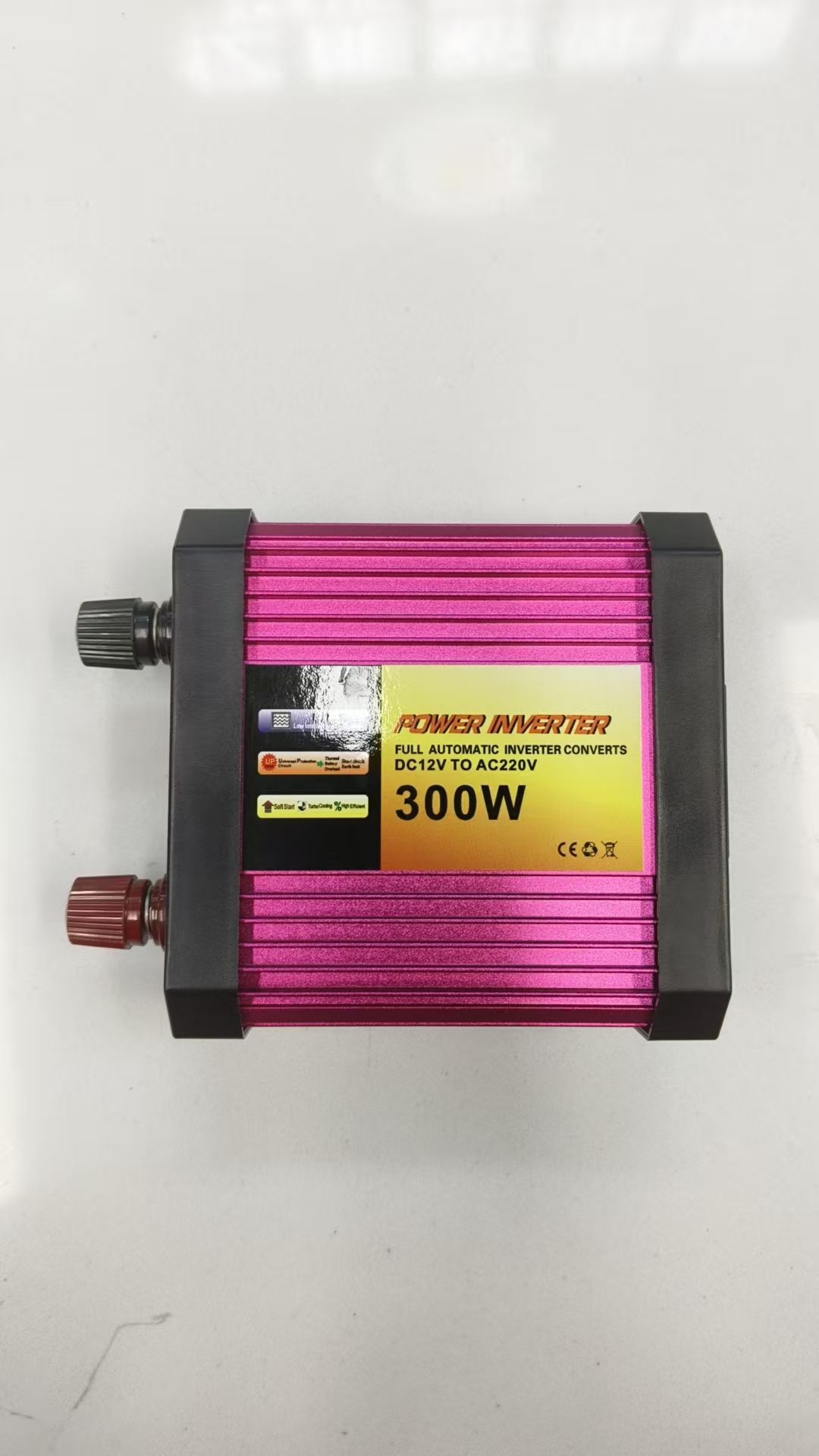 车载电源转化器/微型逆变器/逆变车载电源/车载逆变器/逆变器细节图