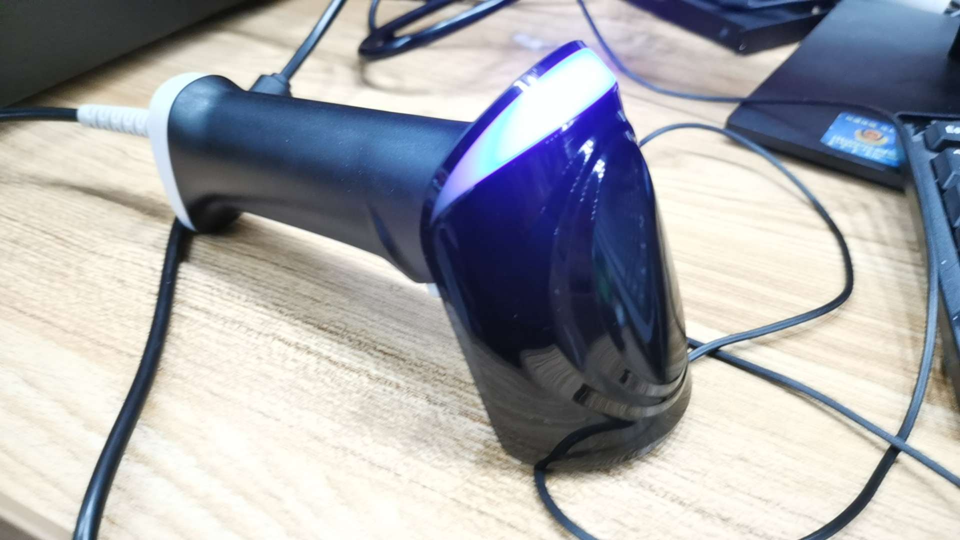 二维一维有线扫描器，支持扫二维码，一维条码