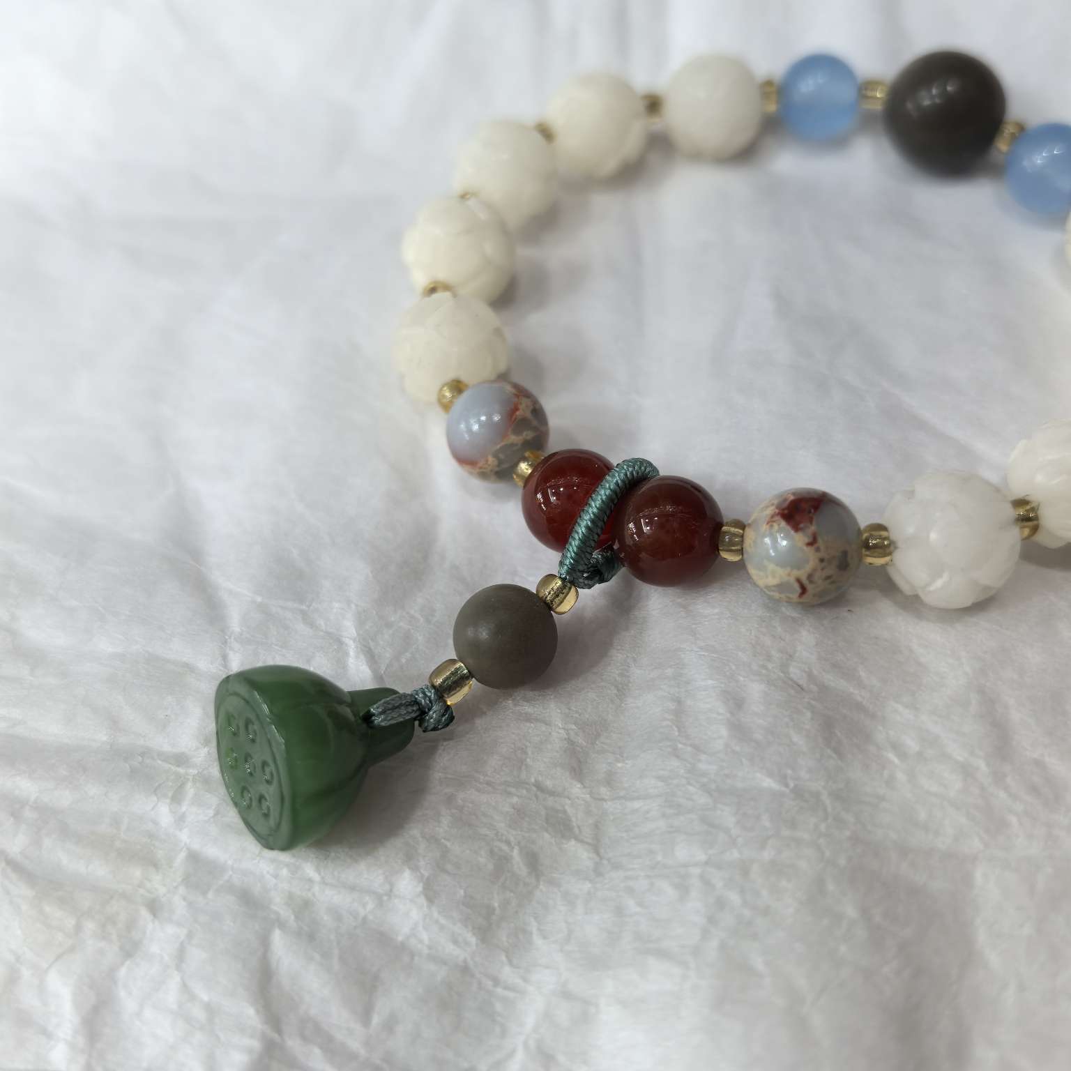 Bodhi lotus bracelet, Bodhi root Buddhist prayer beads handicraft gift detail image 5