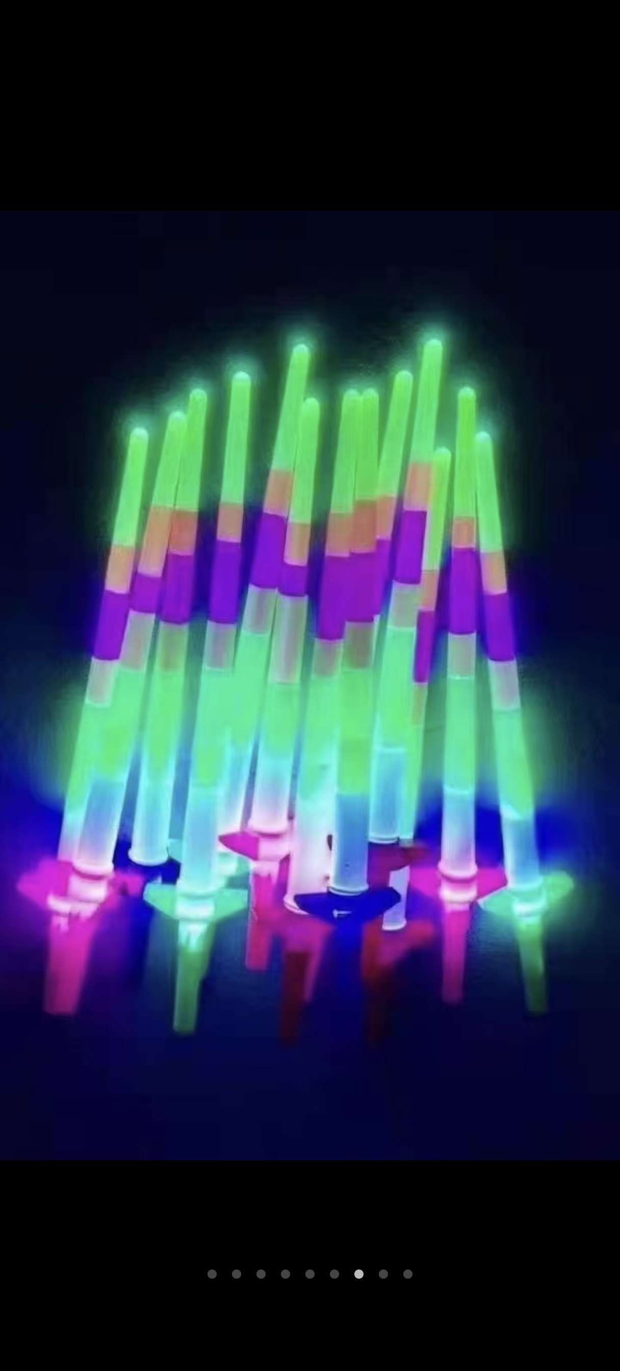 发光玩具：闪光棒：飞箭：发光竹蜻蜓：闪光刀剑儿童玩具发光玩具玩具演唱会银光棒魔术拉环小商品儿童玩具电子琴钢琴摆件