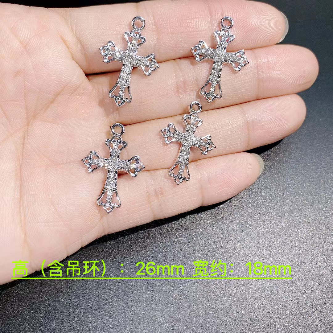 Fashionable and trendy jewelry accessories with unique designs and other jewelry accessories beautifully embellish your life Item Picture