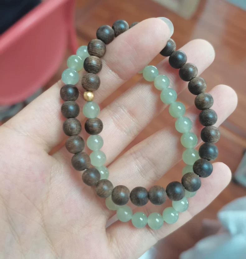 6mm double-ring bracelet, wooden bracelet, agarwood, Hetian jade, half mountain and half water, rare agarwood, seeking wealth and good fortune, 9 points submerged, natural log, can be collected, 7A grade Hetian jade, green mountains and clear waters, warm scenic area, circulation place, best-selling copper, ancient method details Picture