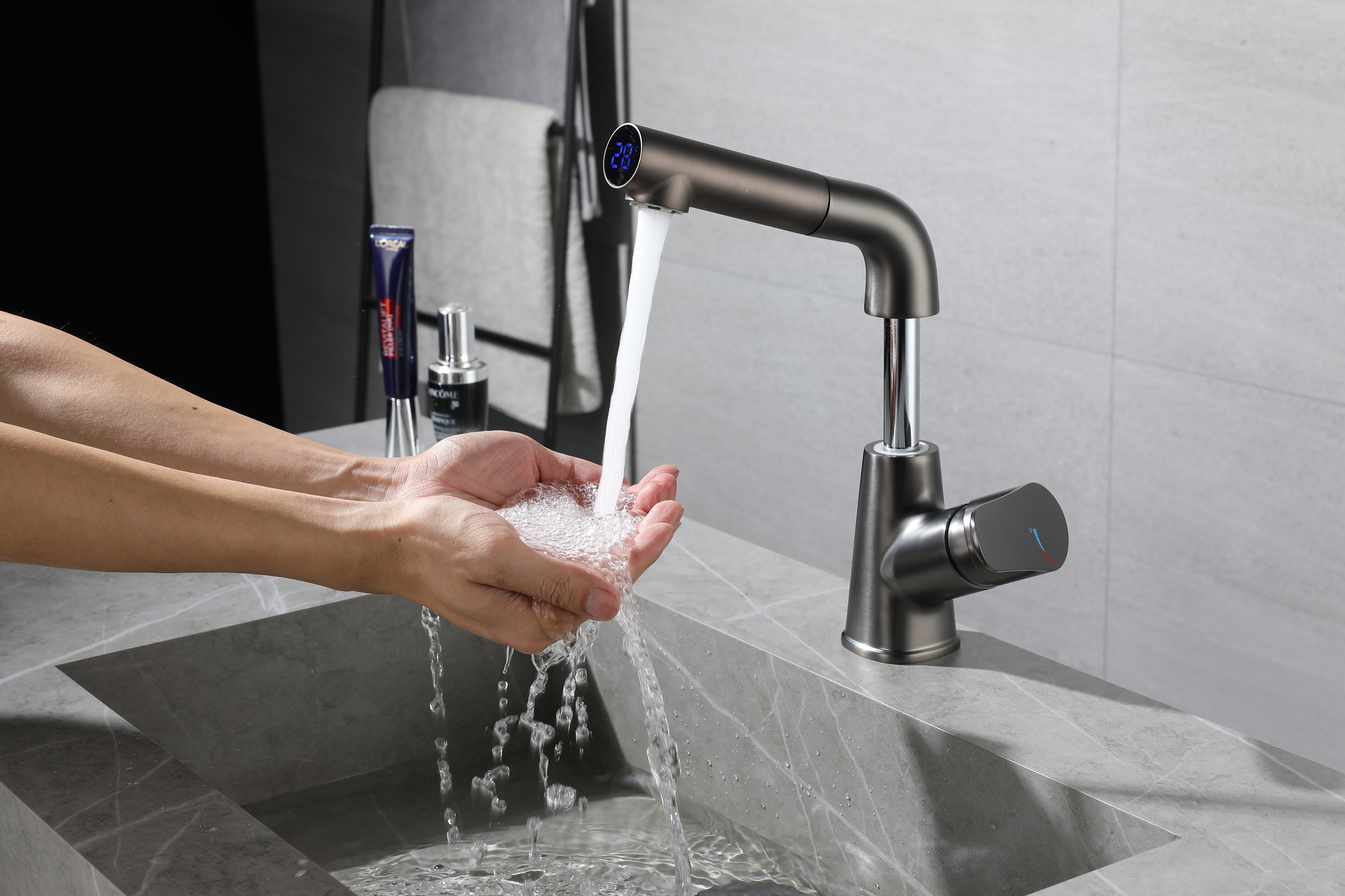 RAN brand, RRSLT-080 model, kitchen faucet, brass body, high-quality ceramic valve core, electroplated + baked paint, highly efficient water-saving, corrosion-resistant and wear-resistant details Picture