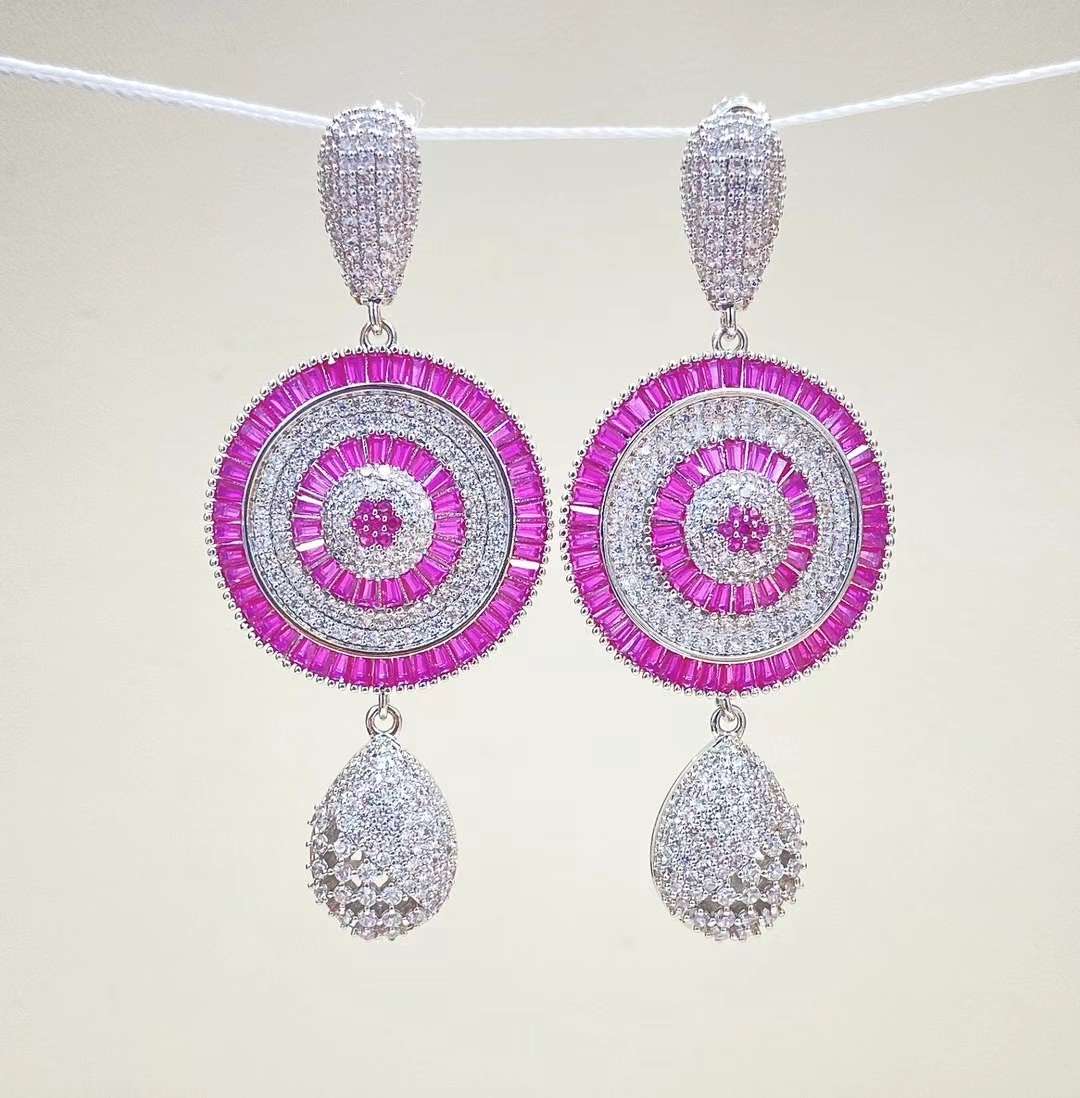 烧焊锆石耳环 时尚百搭耳饰 精致工艺饰品 女士气质耳环详情图2