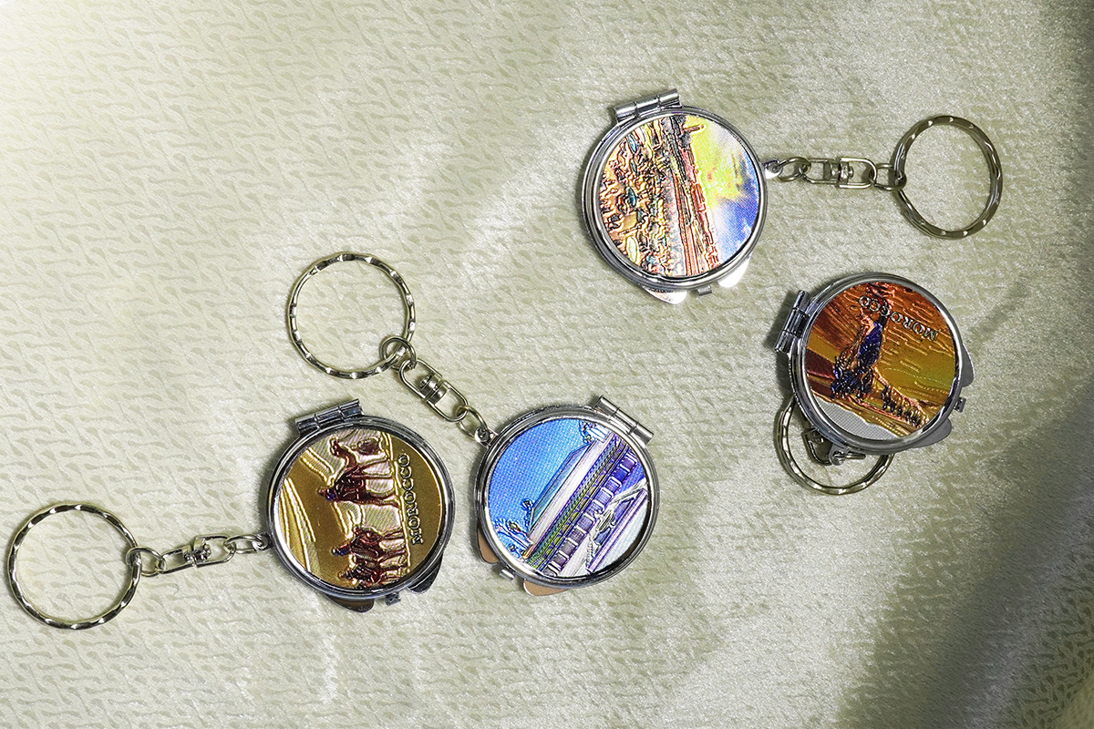 五帝钱/珐琅彩蛋/工艺品/实心葫芦纯黄铜/龙泉宝剑白底实物图