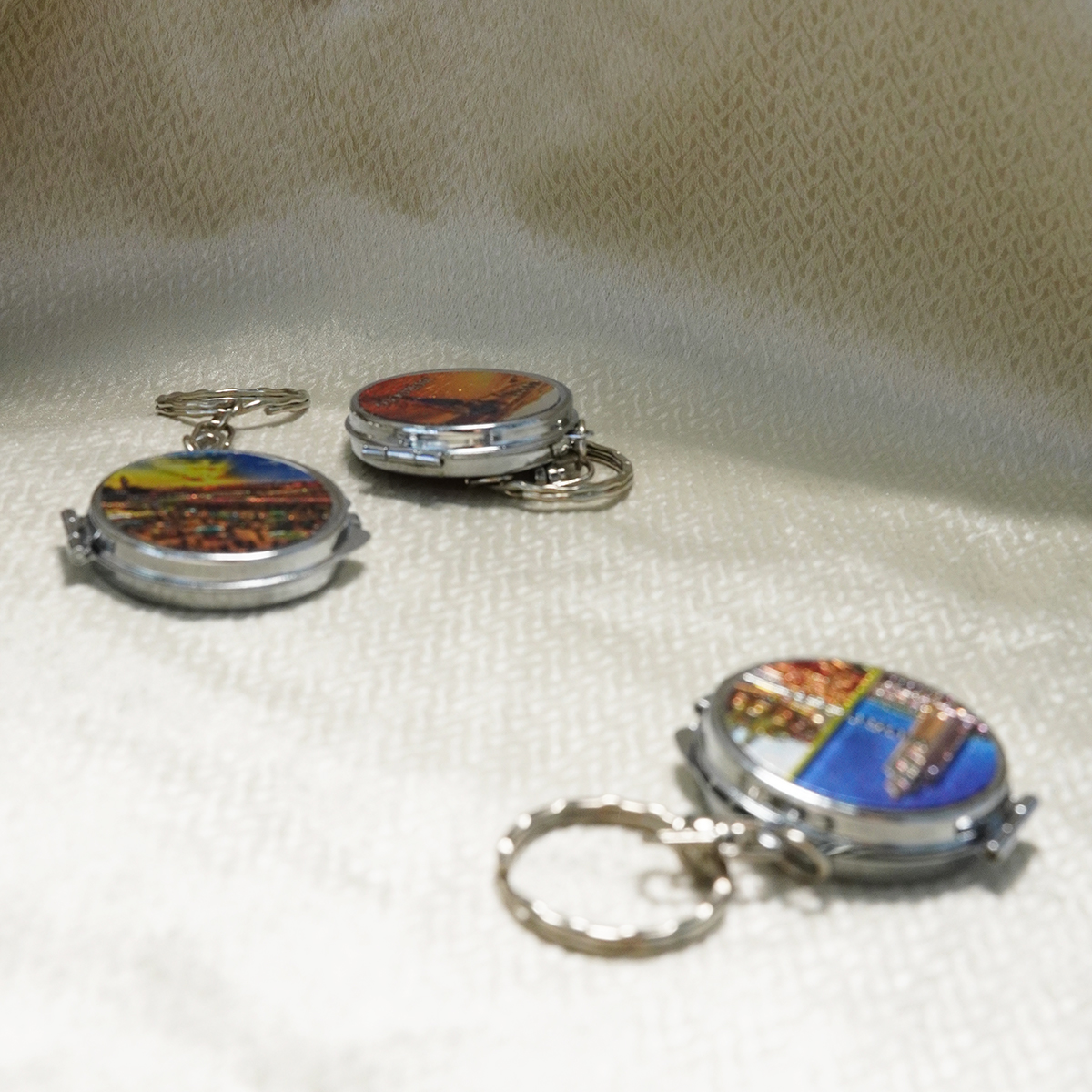 招财猫/冰箱贴/风铃/树脂摆件/读书架双拼细节图