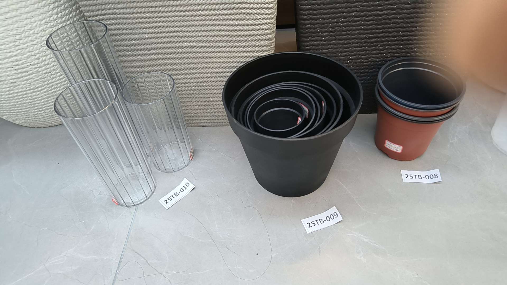 日用百货家务清洁用具水桶水缸铁桶抽水管吸油器拖把扫把折叠硅胶桶泡脚塑料桶家务清洗用晶白底实物图