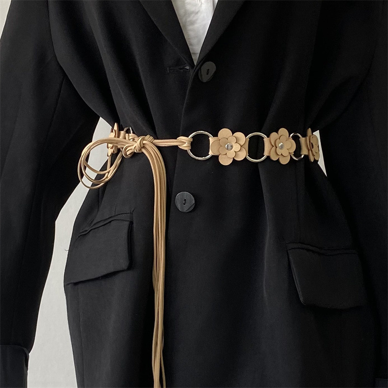 Bohemian retro flower-patterned waist chain for women, a niche design with ethnic style woven belt and skirt decoration accessories full figure