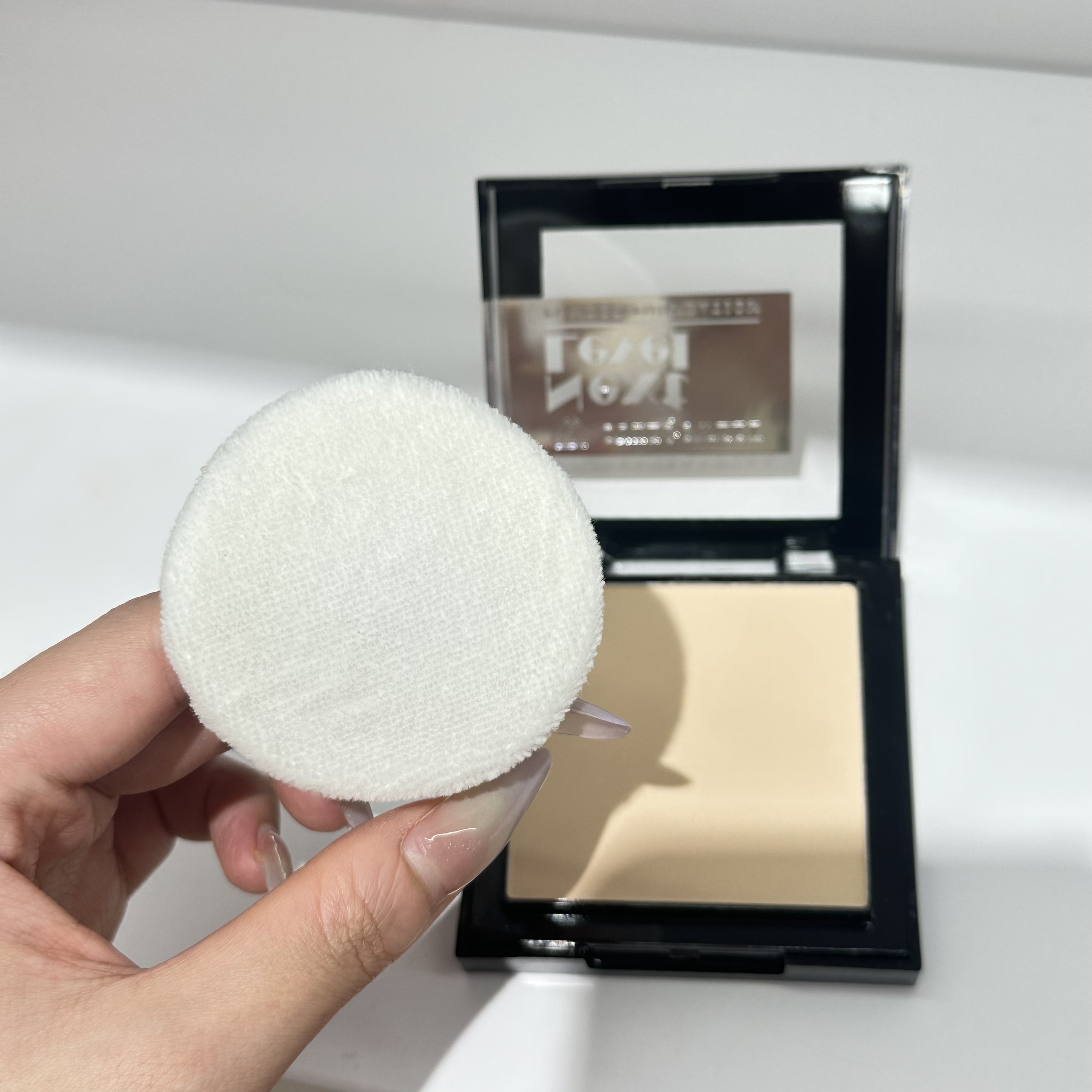 OLIBOLLA/眼影盘/Makeup/粉饼/餐盘托盘白底实物图