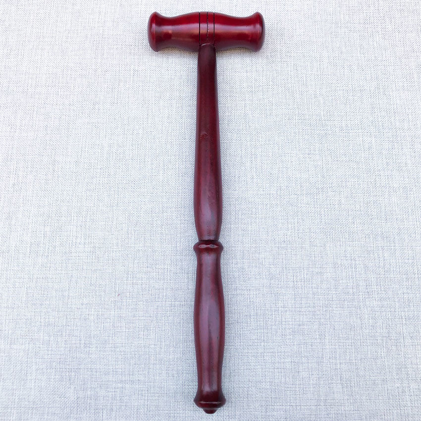 A sturdy and durable cloud board specially designed for temples, thickened and carved with lotus flowers, made of solid wood, and used as a ruler to observe strict rules and regulations Specification image