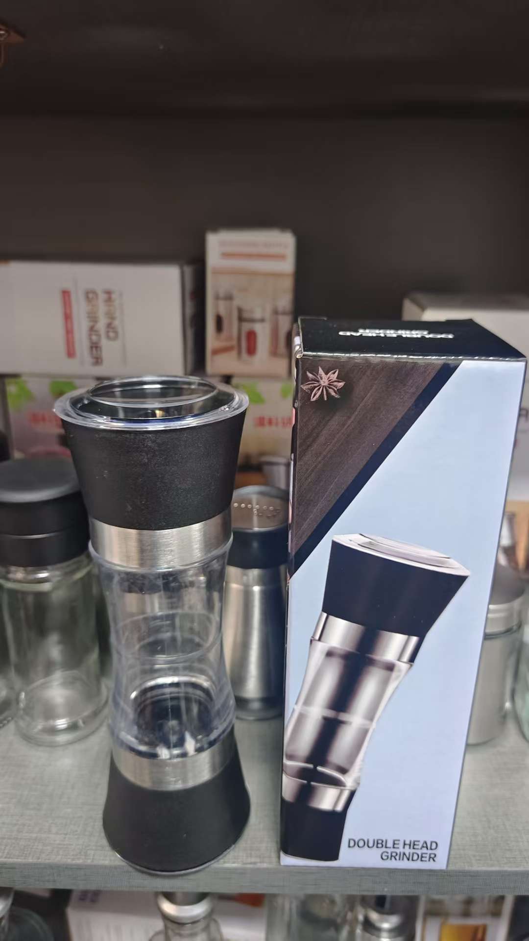 Pepper grinder, double-head manual sea salt and Sichuan pepper grain grinding bottle, black and white pepper powder magic tool, seasoning bottle and jar, freshly ground oil can, spray and pour integrated oil can, oil sprayer, massage, one-time quantitative oil suction bottle undefined