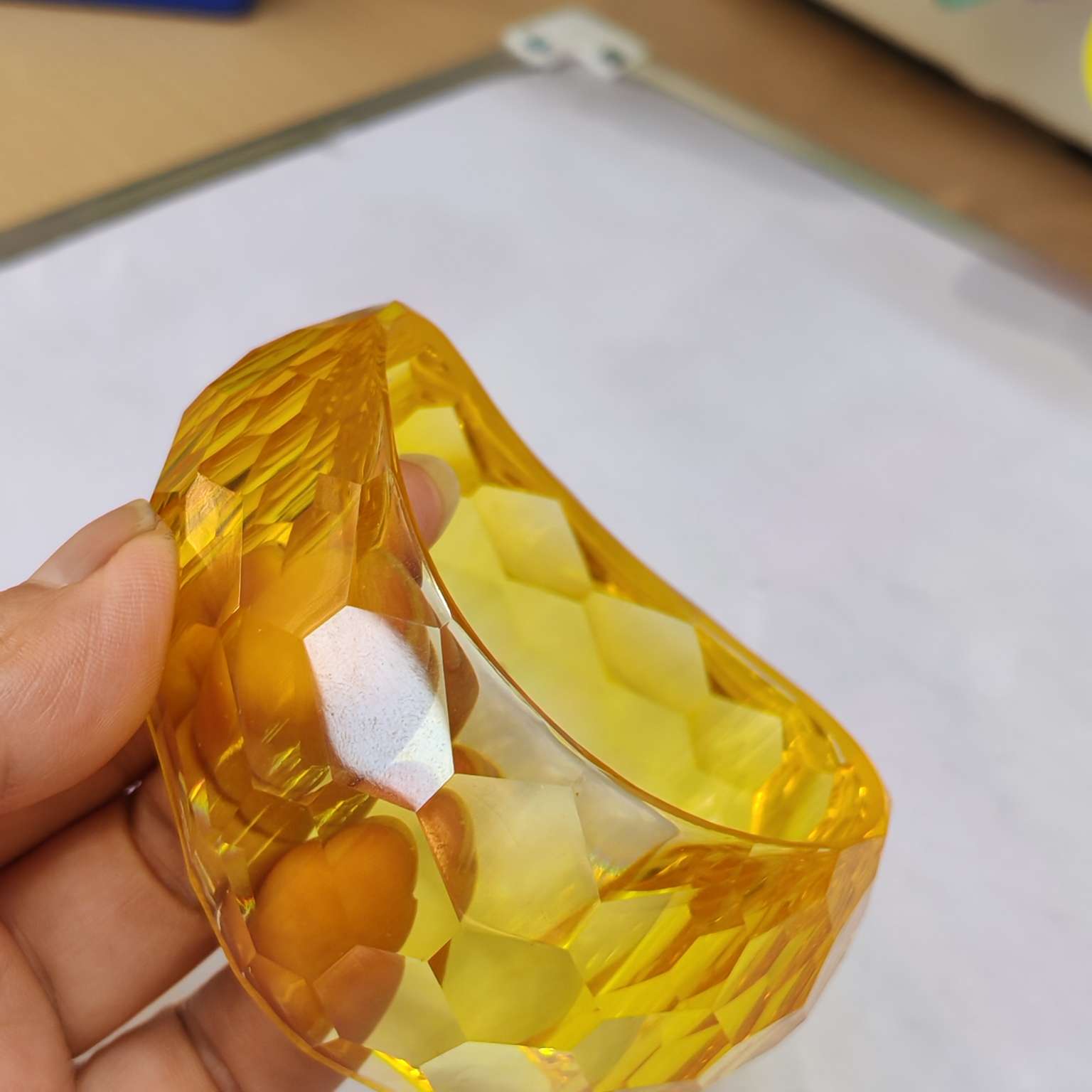 仿宝石透明切面环氧树脂手镯  时尚饰品简约设计潮流搭配手镯细节图