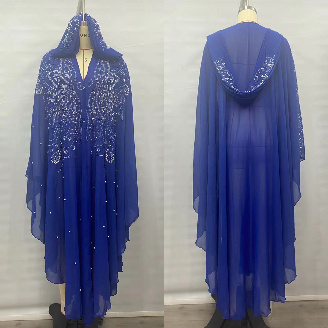A trendy off-the-neck dress for women with a cinched waist, exuding a fashionable and elegant charm. This dress for girls makes them look slimmer and more graceful Application Scenario