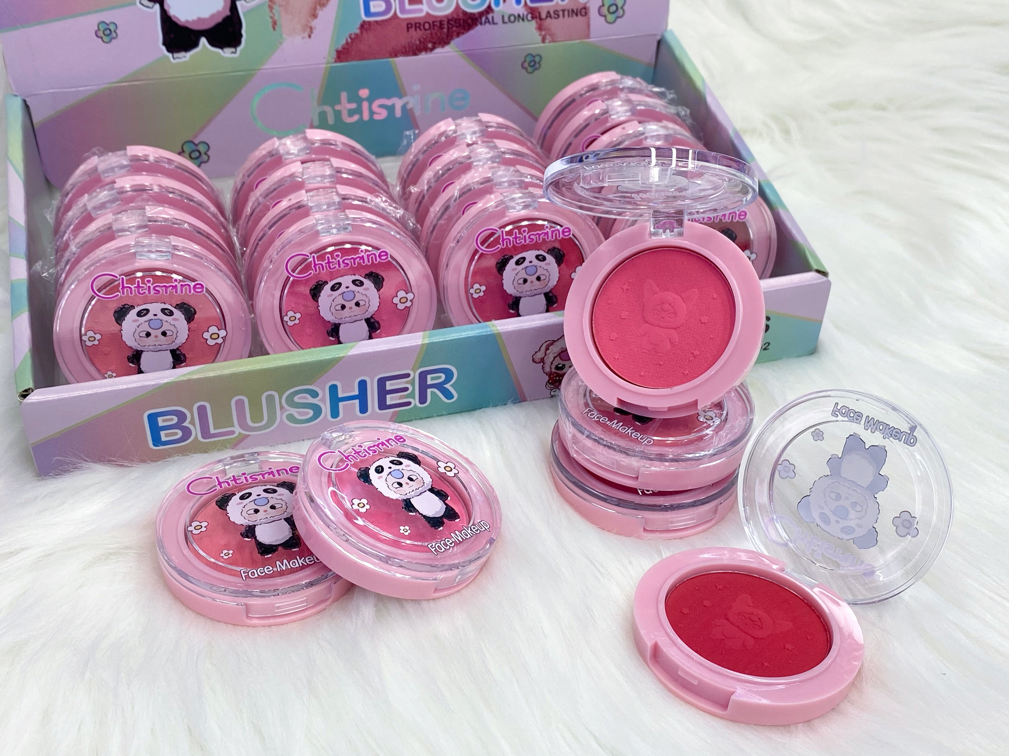 The new three-year-old baby four-color blush brightening and slimming, energetic girl's daily whitening, peach matte blush and rouge Application Scenario