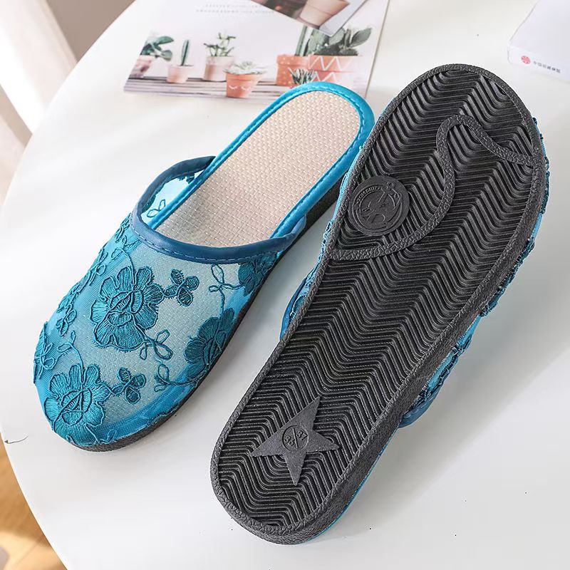 New Chinese-style summer fashion slippers with embroidery, Chinese style, mid-heel, thick heel, square toe and lazy sandals details Picture