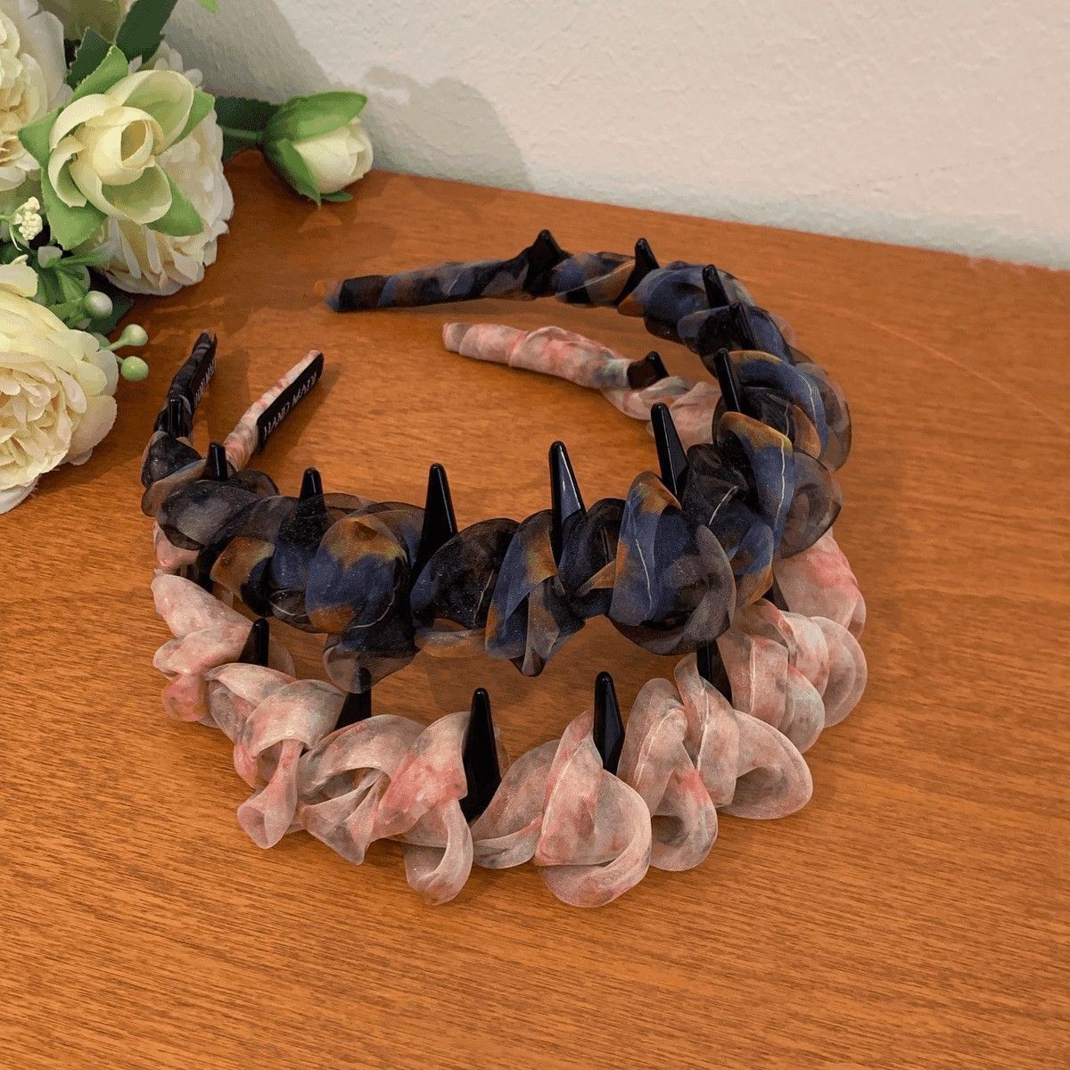 Acrylic hair combing accessories, bride's hair accessories, rubber bands, simple and versatile fashionable headwear, wedding styling accessories, hair accessories Acrylic hair combing accessories, bride's hair accessories, rubber bands, simple and versatile fashionable headwear, wedding styling accessories, hair accessories