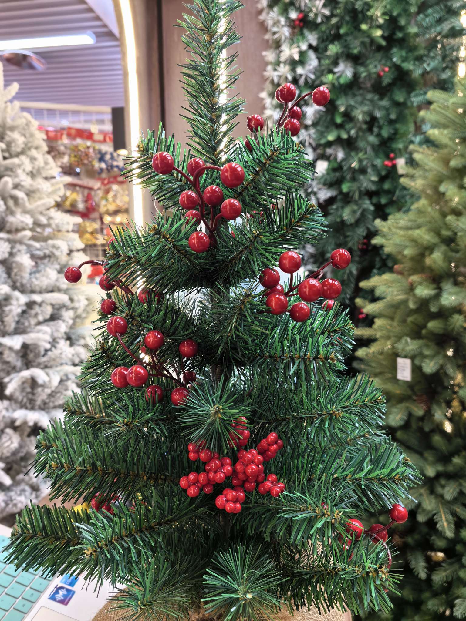 Christmas decorations: tree skirts, pumpkin ribbons, Christmas balls, office culture, Christmas supplies, festival decorations, atmosphere arrangements details Picture