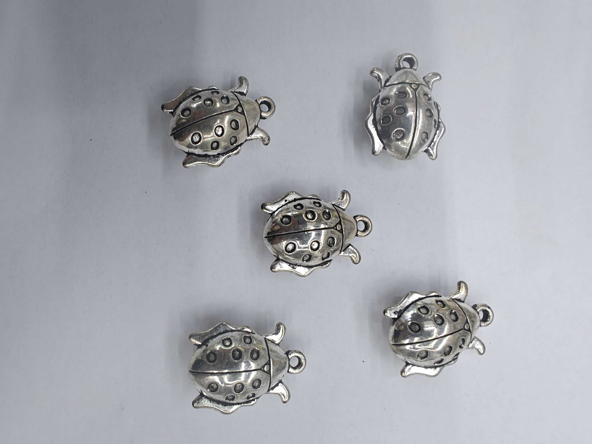 قطع غيار الموضة الإبداعية متعددة الوظائف وملحقات أخرى ذات طابع شخصي detail image 2