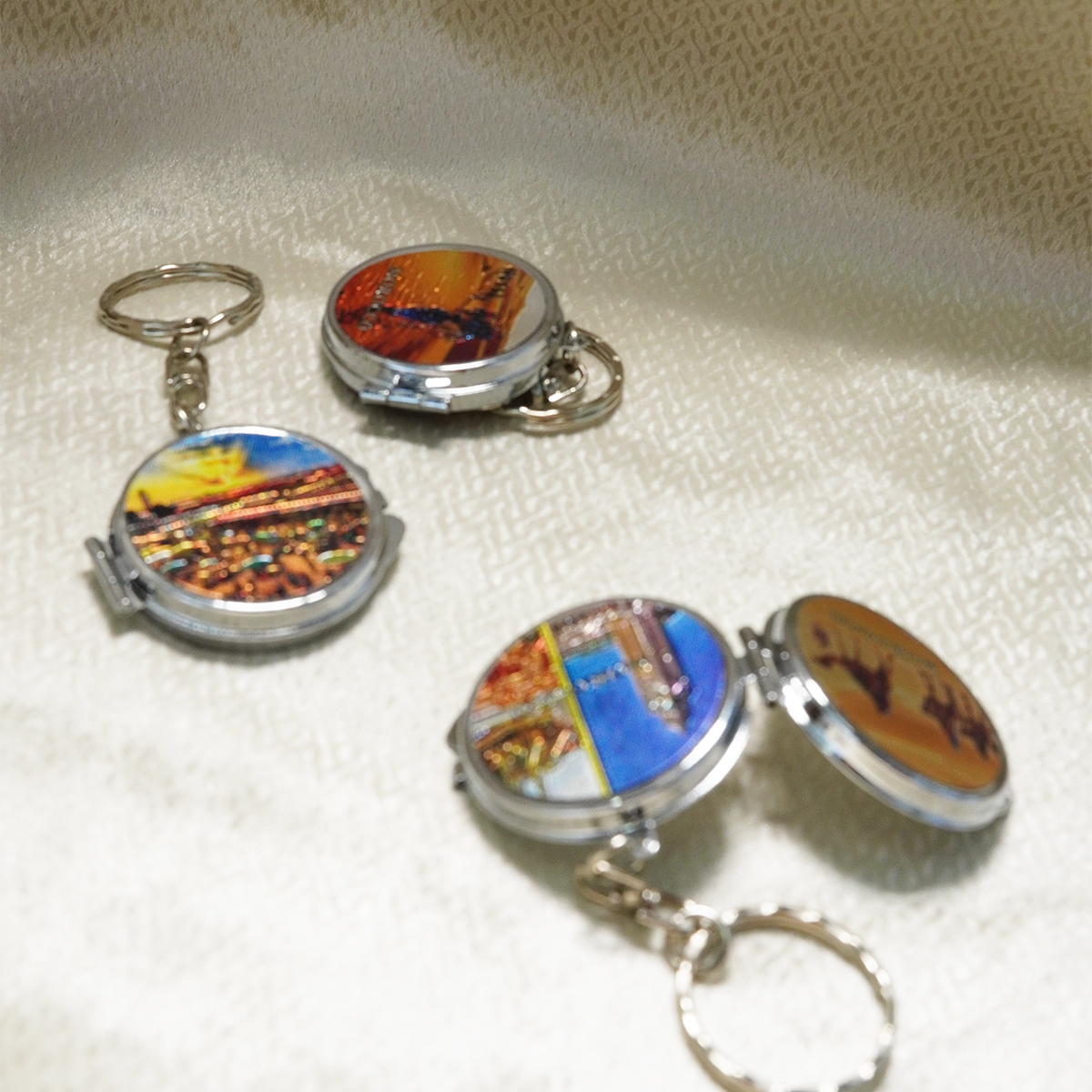 五帝钱/珐琅彩蛋/工艺品/实心葫芦纯黄铜/龙泉宝剑细节图