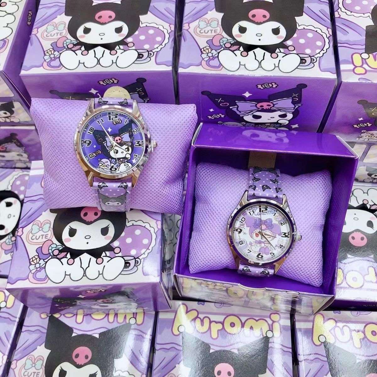 New children's watches, boys' and girls' watches, cartoon children's watches, gift box sets, primary school students' Kulomi Meile watches, laser Gatling guns, electronic luminous toys, children's small commodity ornaments, fun and creative toys Application Scenario