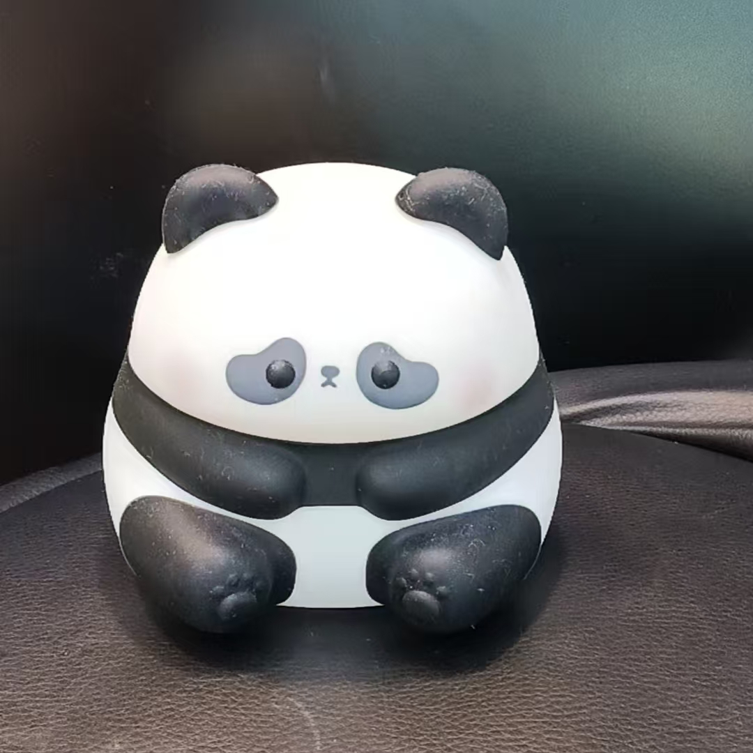 国潮   熊猫拍拍灯24563653