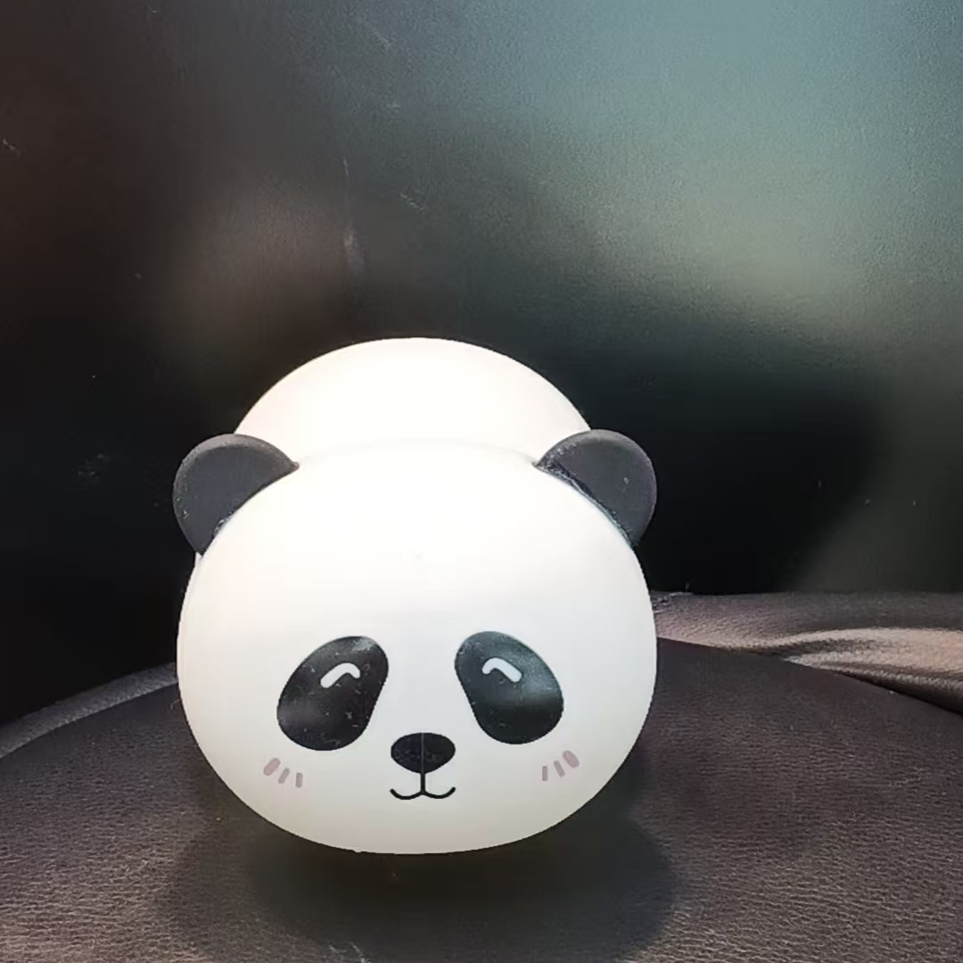 国潮  熊猫拍拍灯3435345634