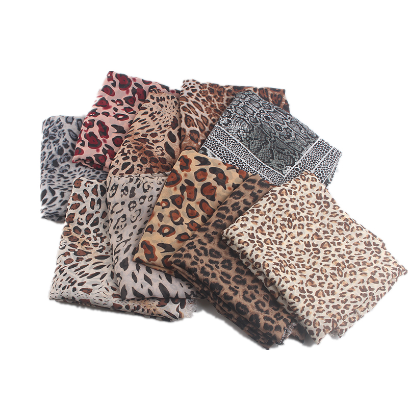 75D豹纹雪纺印花布料夏季连衣裙吊带防晒衣薄透垂感飘逸雪纺面料白底实物图