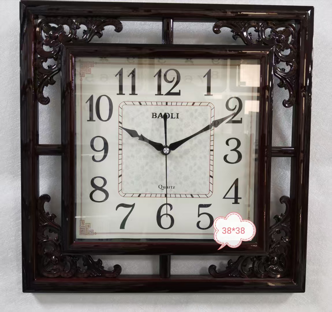 国潮 宝丽经典时尚客厅静音石英挂钟仿古挂钟 木制中式